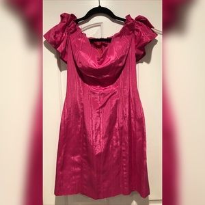 💃🏽 Vintage pink mini dress size 6 puff sleeves